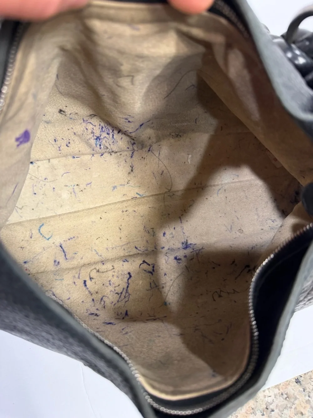 BOTTEGA VENETA Black Leather Hobo Bag with Braided Handle with matching wallet - Picture 7 of 10